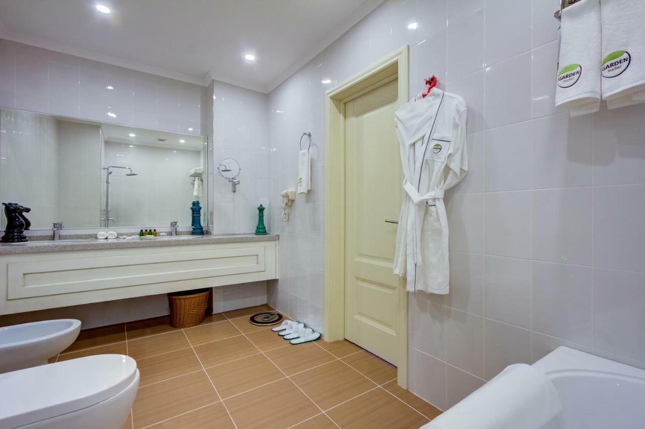 Garden Hotel & Spa Bishkek Luaran gambar
