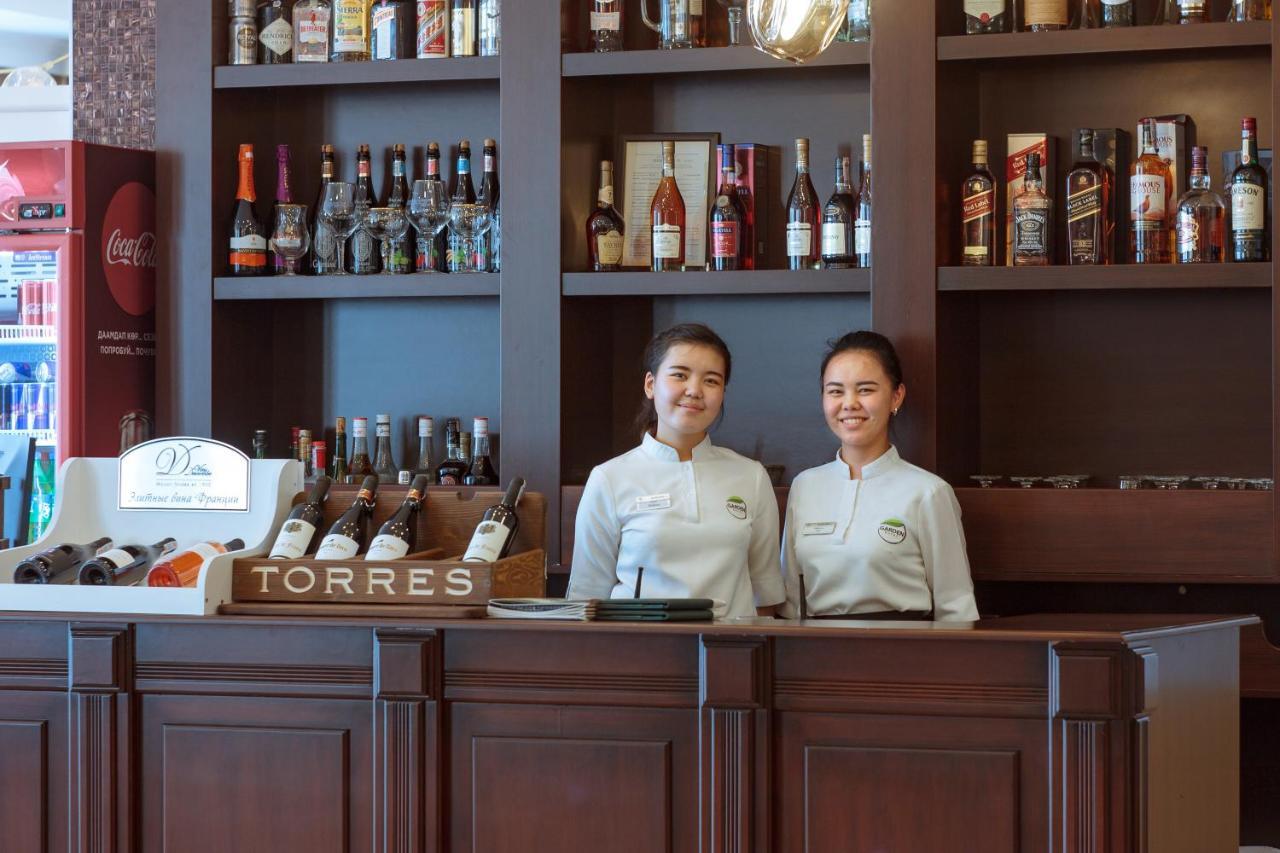 Garden Hotel & Spa Bishkek Luaran gambar